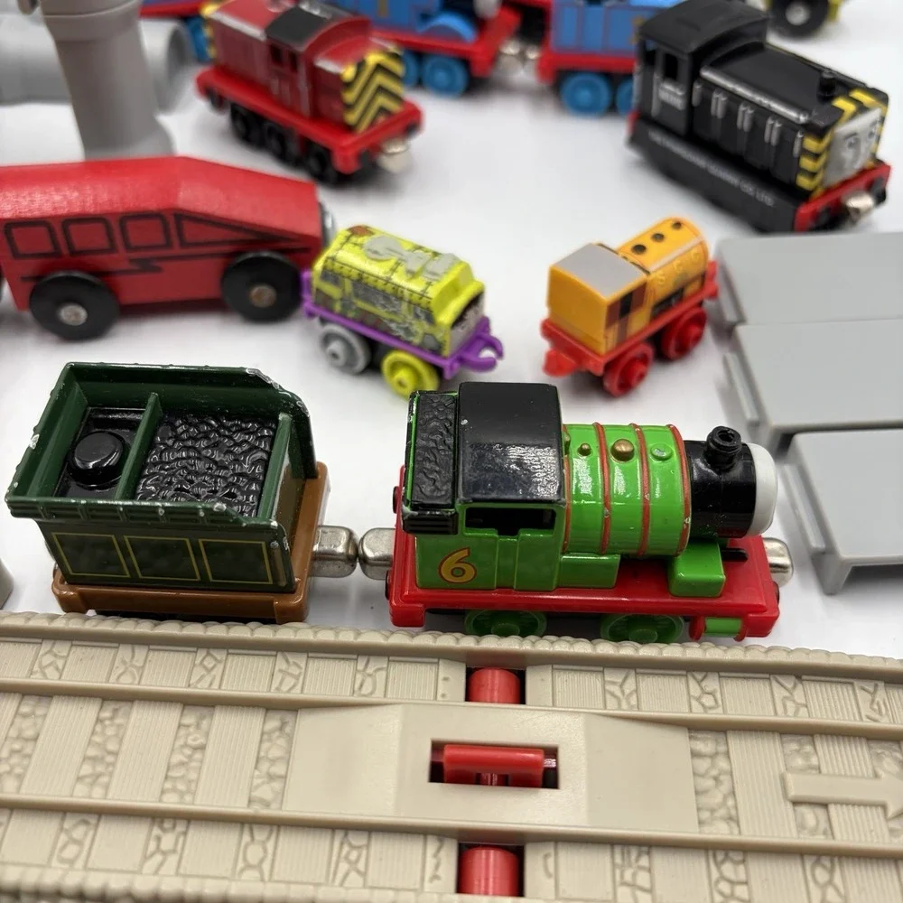 Thomas & Friends Wooden Train Lot W Track Pieces Thomas James‎ Salty Mavis Minis